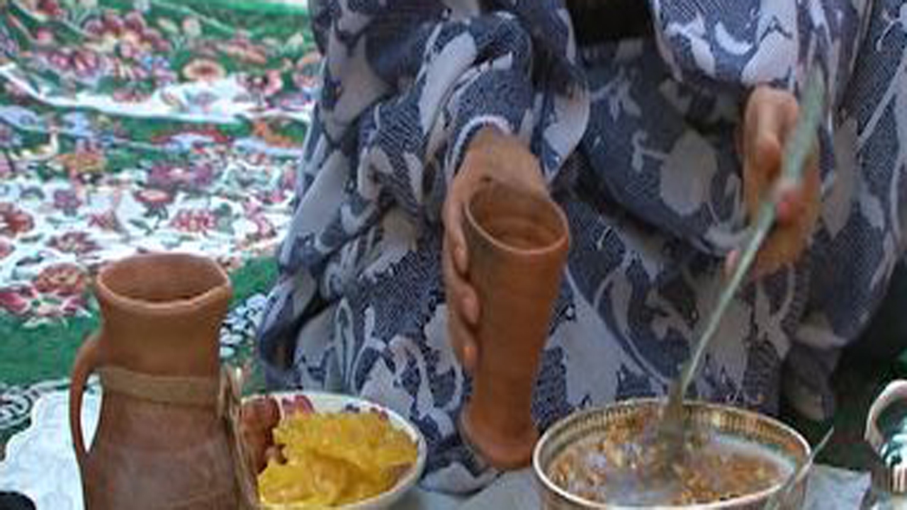 لذت خنکای فالوده گراشی آرامش بخش گرمای ماه رمضان