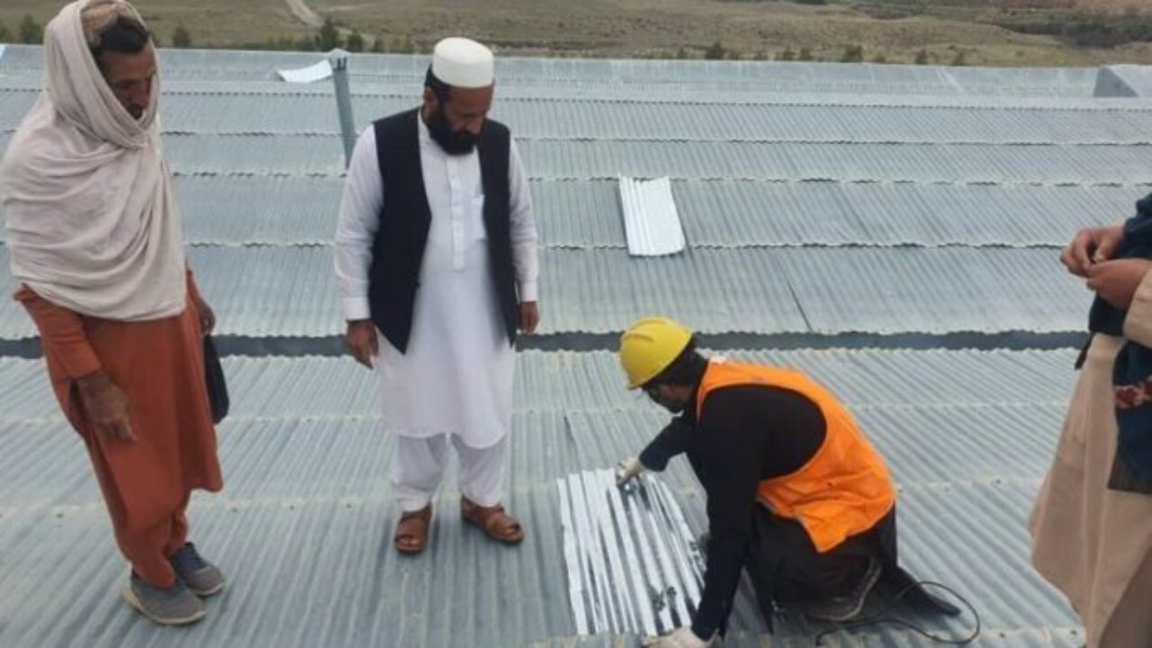 صلیب سرخ مکاتب ولایت لغمان بازسازی  می‌کند