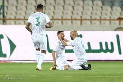 لیگ برتر فوتبال/ پرسپولیس ۱ - سپاهان ۲