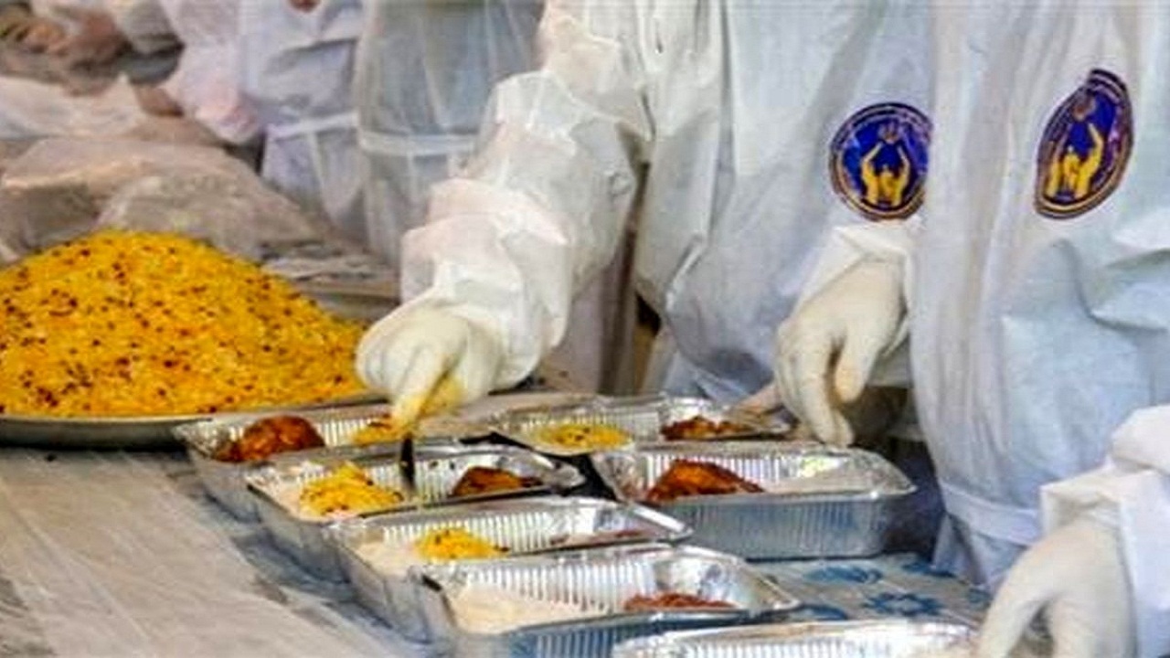 بیش از یک میلیون پرس غذای گرم در خوزستان توزیع می‌شود
