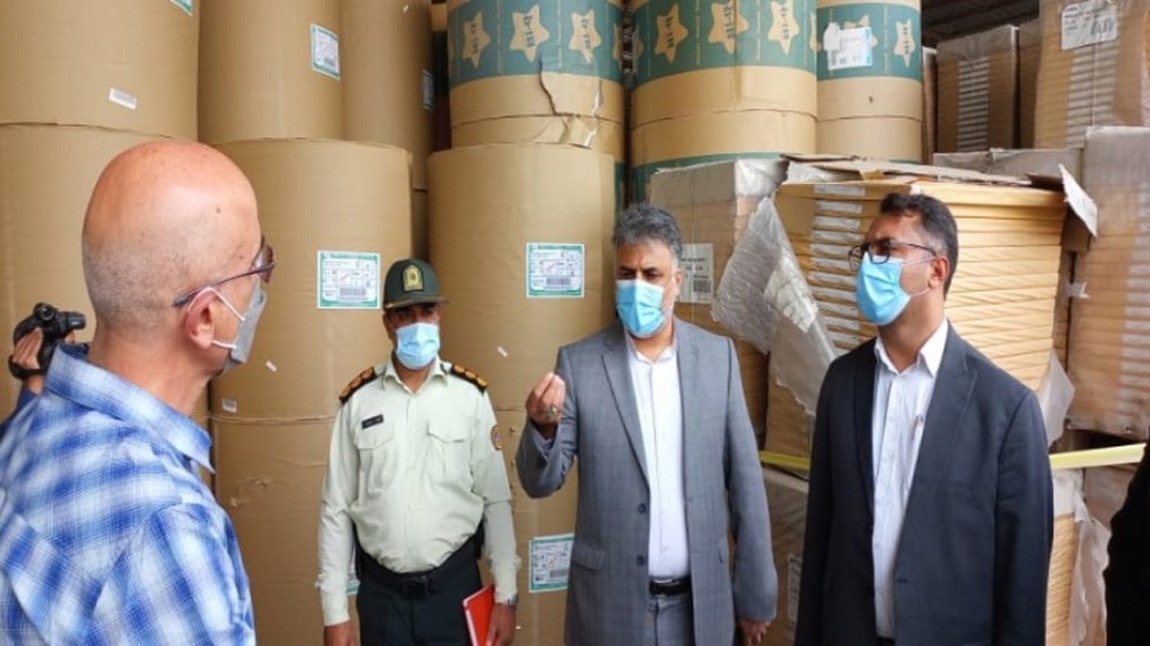 صدور دستور قضایی برای تعیین تکلیف ۲۰ هزار تن کاغذ وارداتی در بندر شهید رجایی