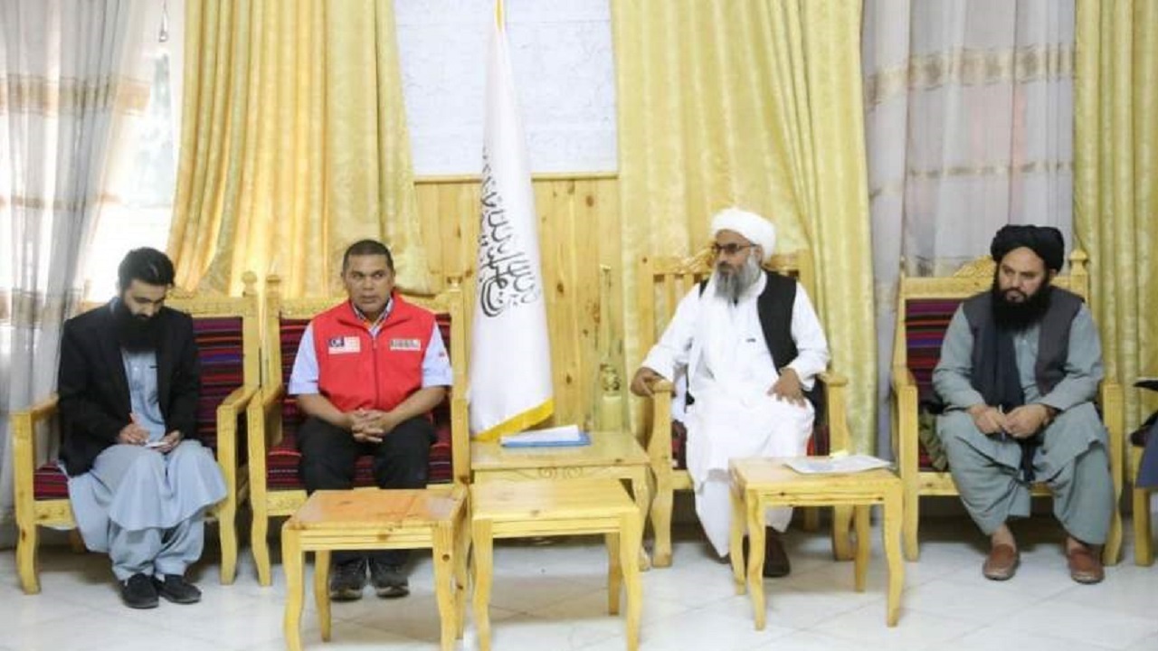 دیدار مسئولین طالبان در هرات با رئیس موسسه امداد رسان مالزی