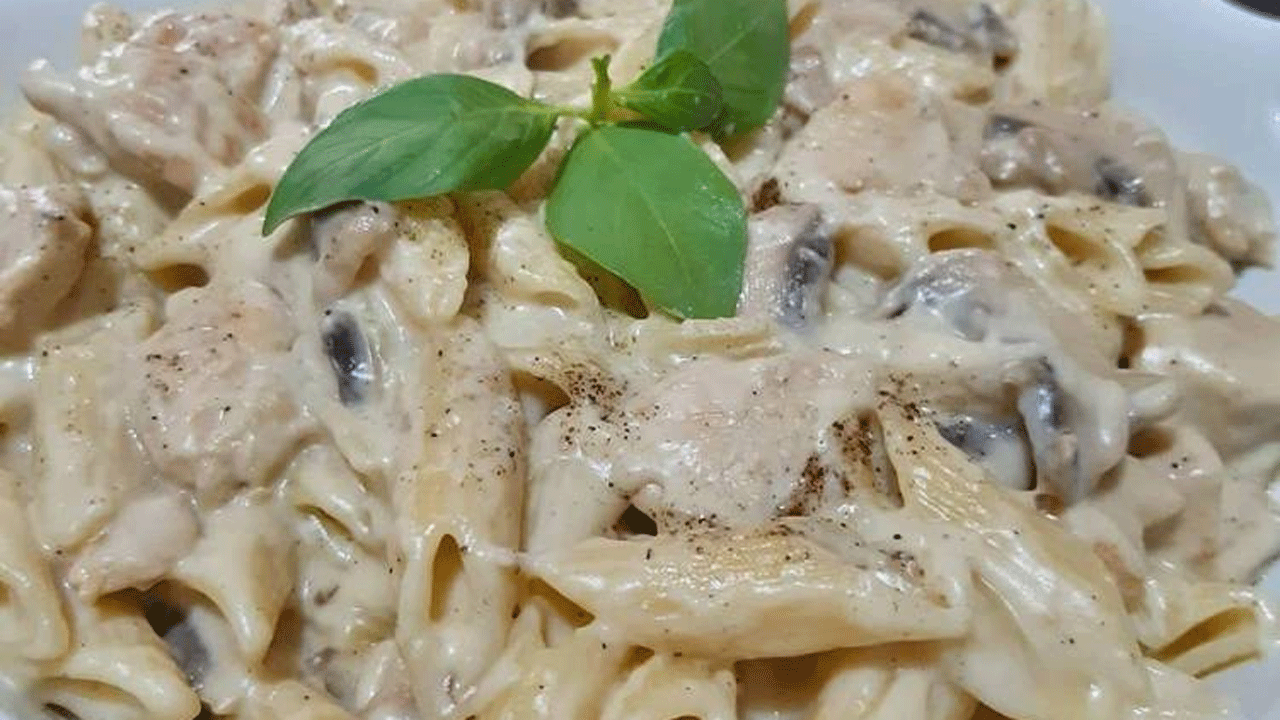 طرز تهیه خوراک پاستا با قارچ + فیلم