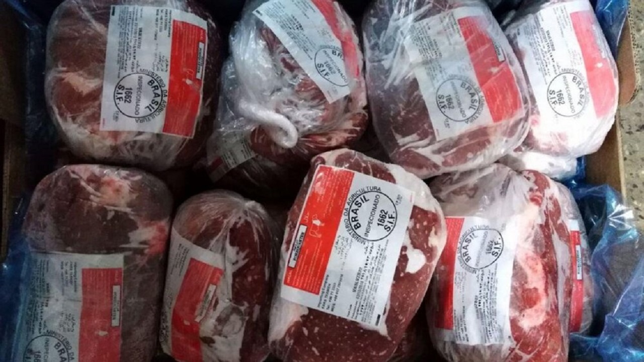 آغاز عرضه گوشت منجمد در استان اردبیل
