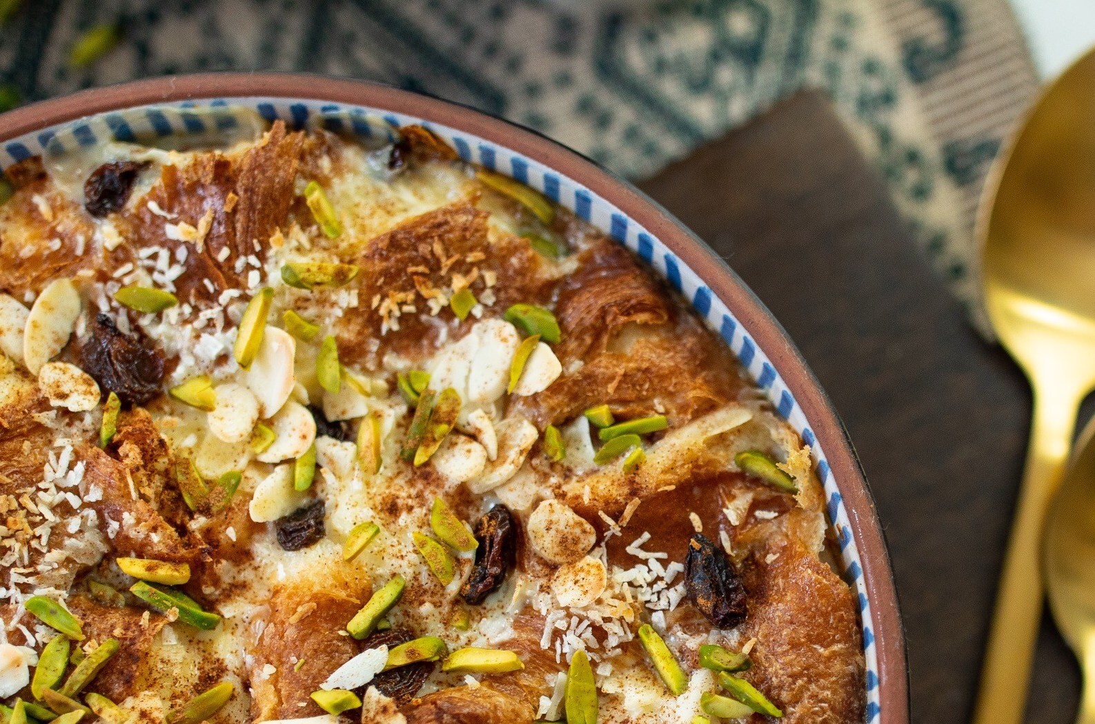 ۱۰ دسر عربی ساده و خوشمزه برای ماه رمضان