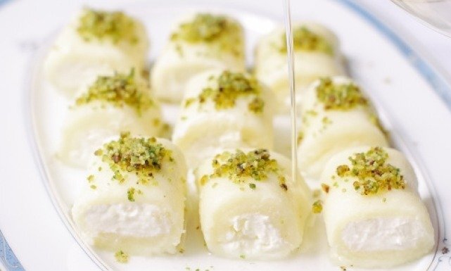 ۱۰ دسر عربی ساده و خوشمزه برای ماه رمضان