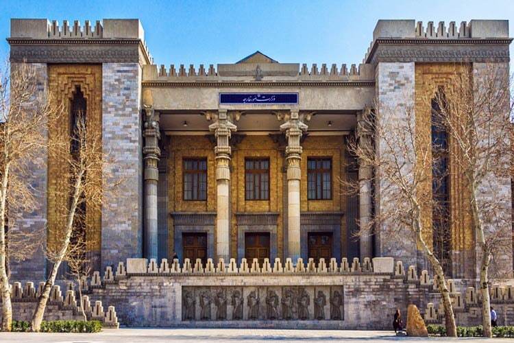 کاردار افغانستان به وزارت امور خارجه احضار شد