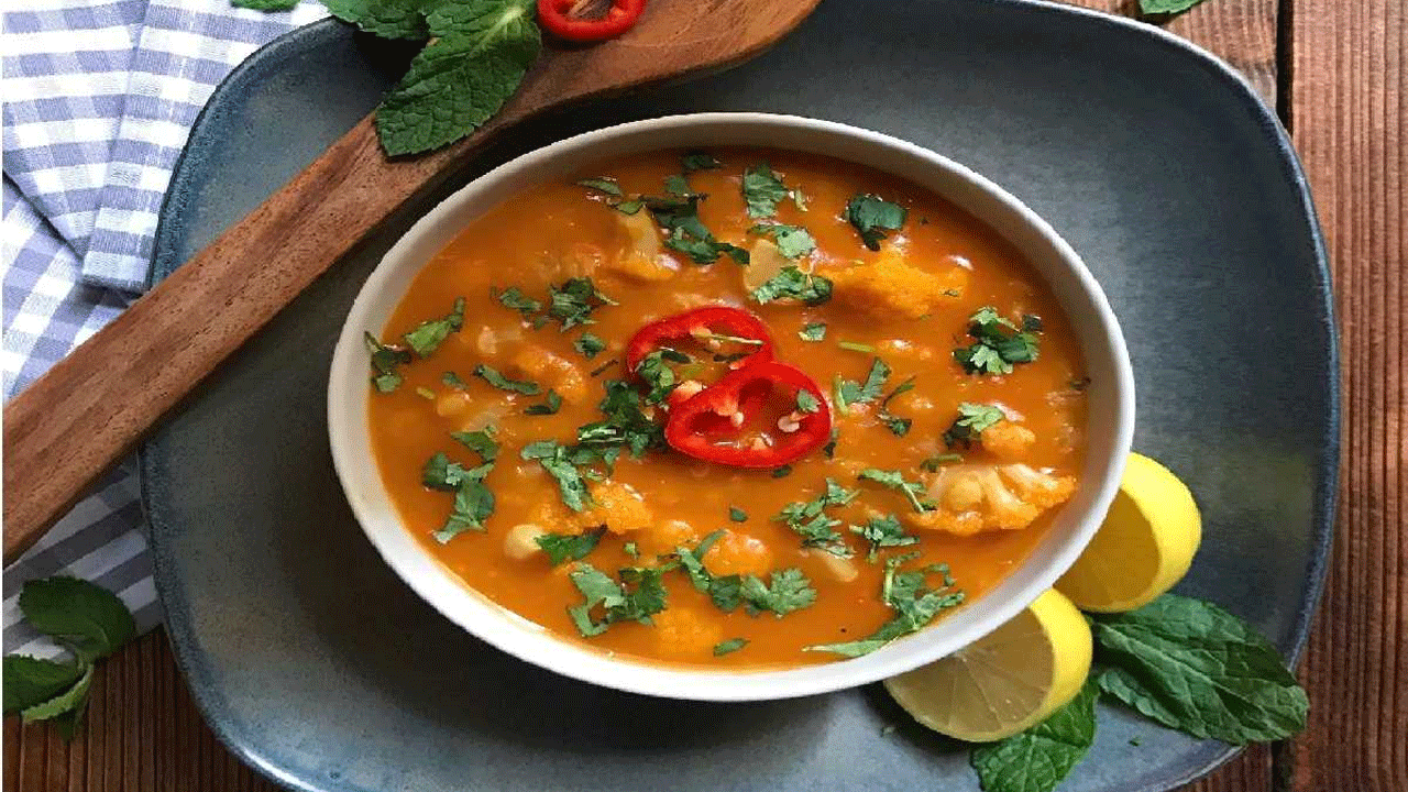 طرز تهیه آش گوجه و گل کلم + فیلم