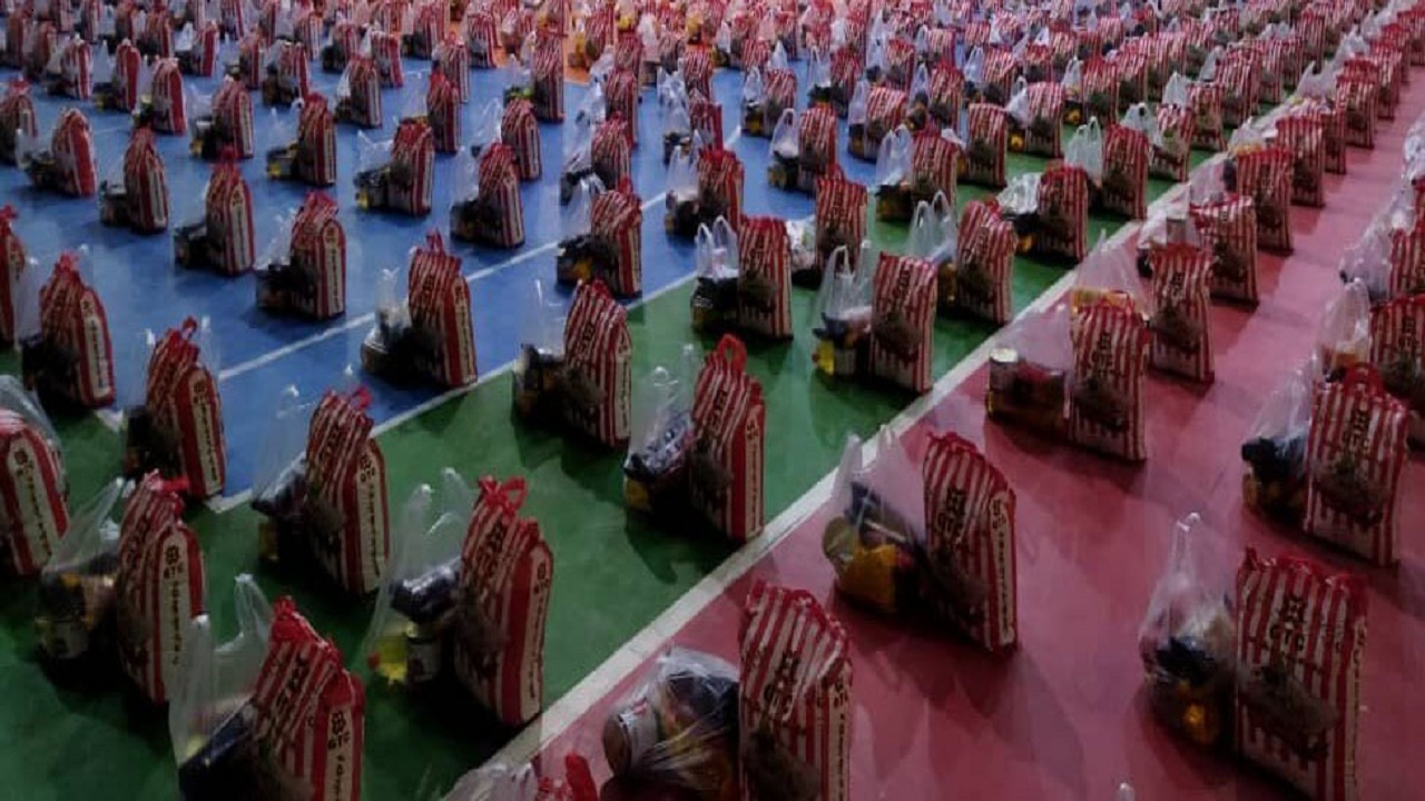 توزیع یک هزار و ۲۰۰ بسته معیشتی در عجب شیر