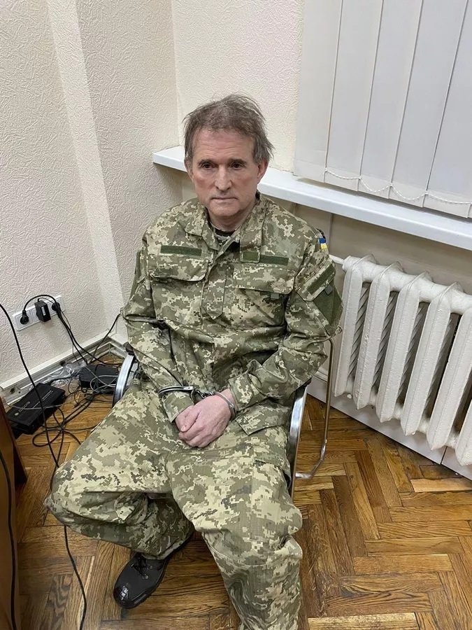 مدودچوک بازداشت شد