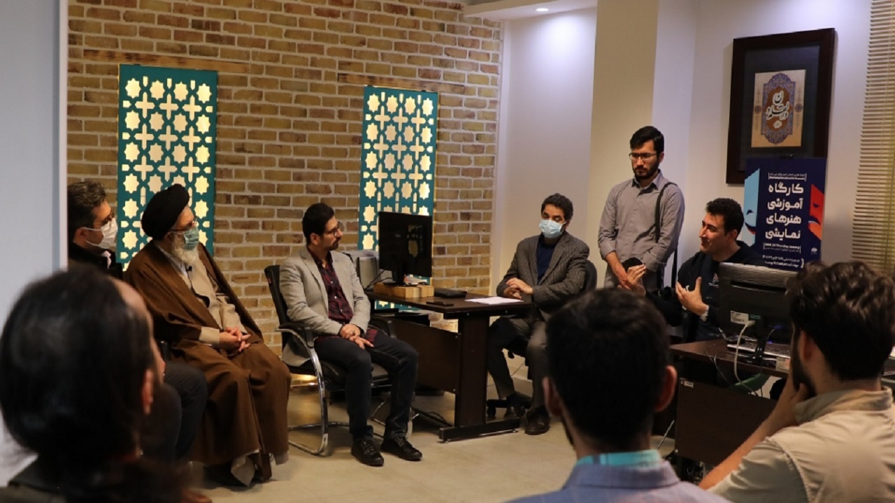 بازدید نماینده ولی‌فقیه در البرز از حوزه هنری استان