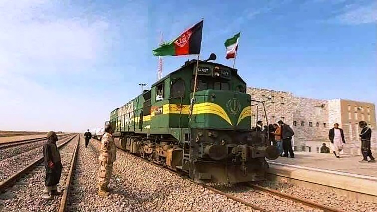 انتقال کالا از راه آهن خواف – هرات از سر گرفته می‌شود