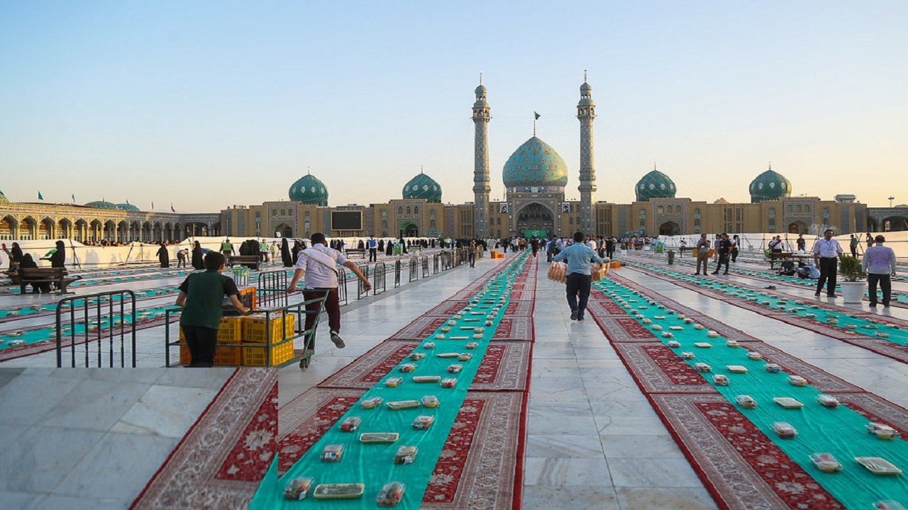 تبرکی حرم قم و مسجد جمکران در سفره افطار مددجویان