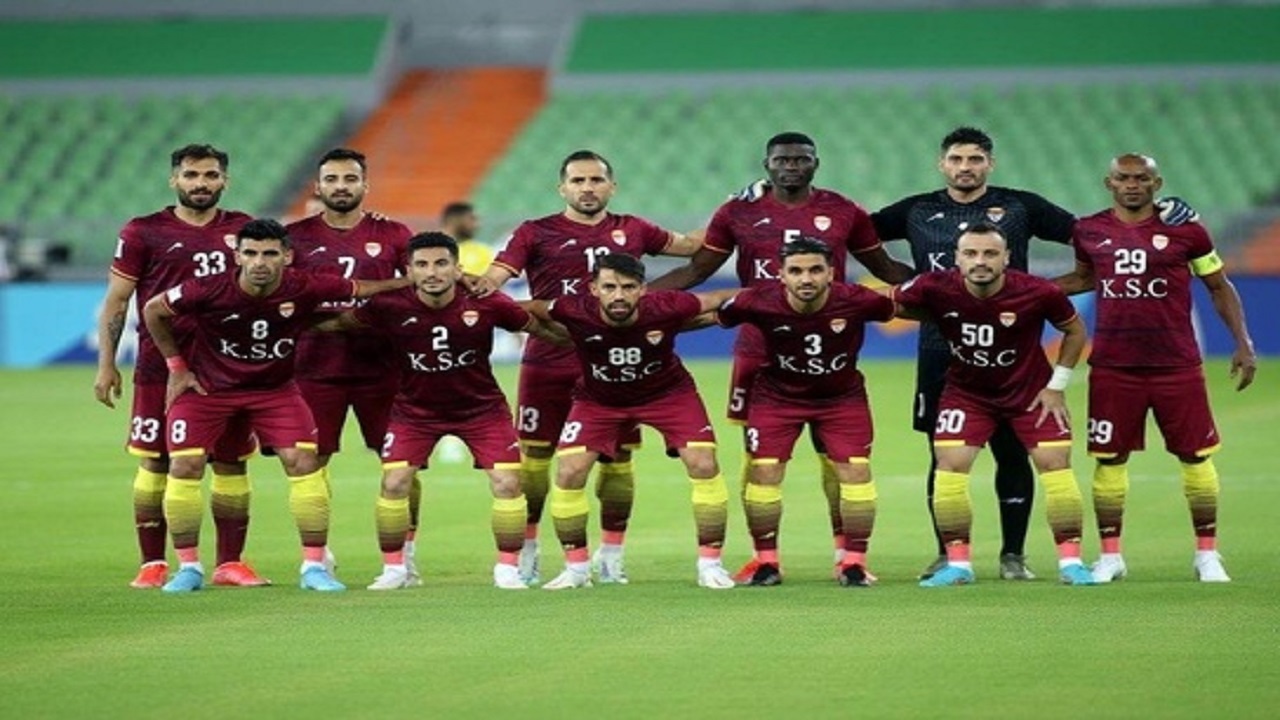 آخال پنجه در پنجه فولاد خوزستان