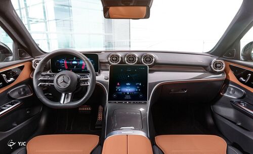 بی ام و 4 سری 2022 در مقابل مرسدس بنز  C-Class 2022 + فیلم