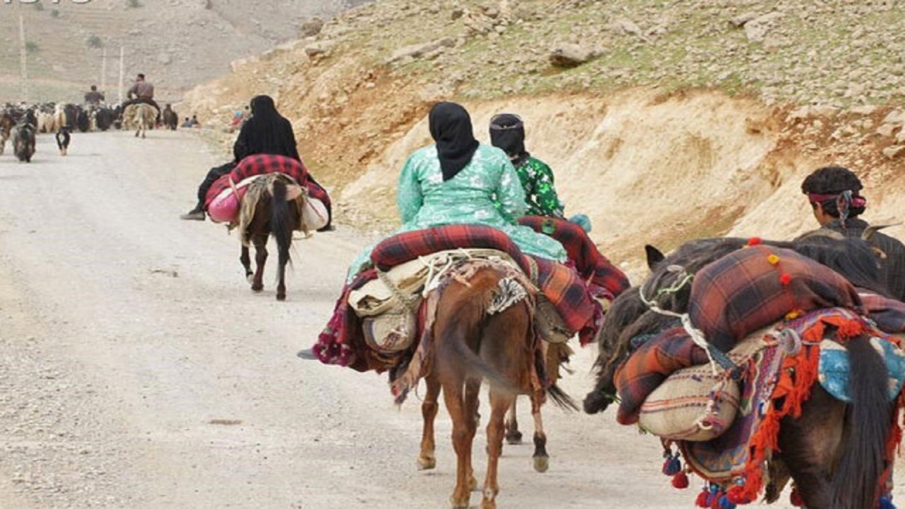 عشایر، برای کوچ دست نگه‌دارند