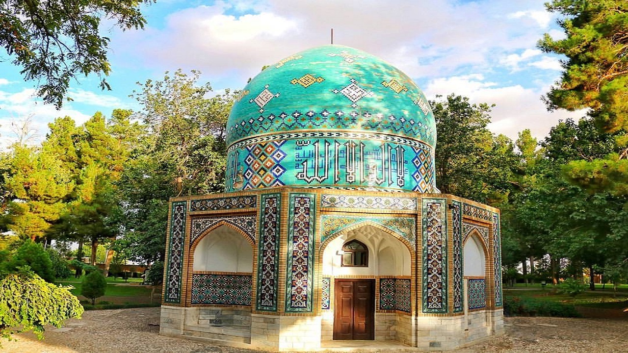 عطار نیشابوری، شاعری که از طبابت به تصوف رسید