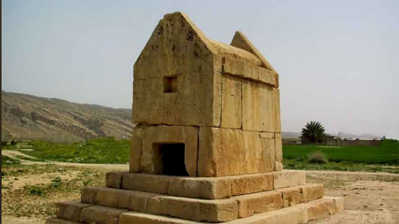 دشتستان بهشت باستان‌شناسان