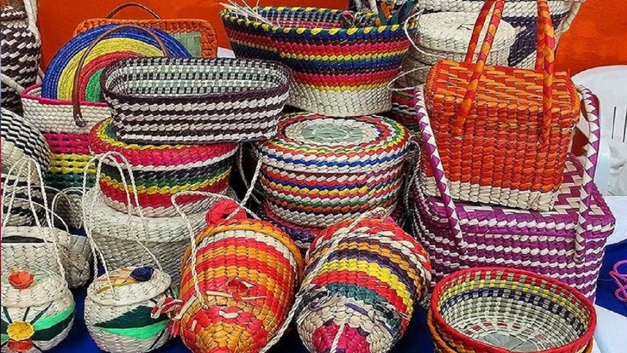 از