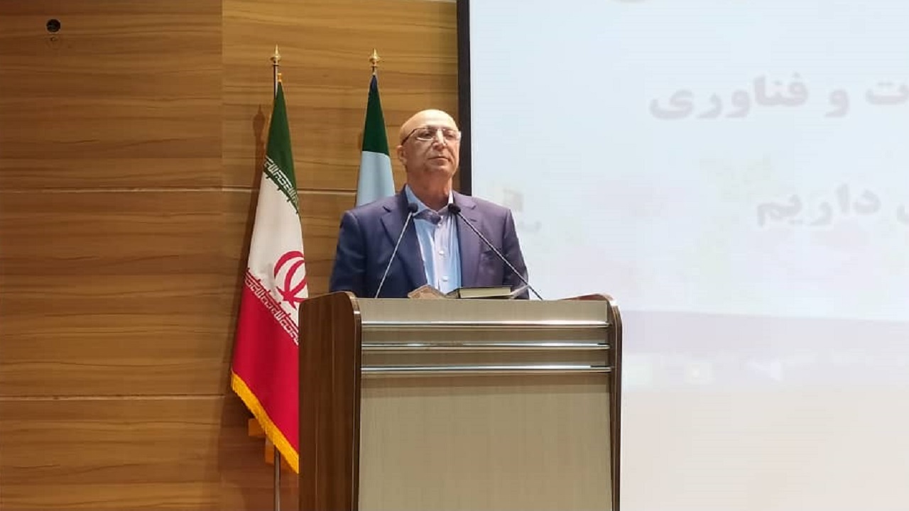 مسئولیت سنگین دانشگاهیان تحقق شعار سال است
