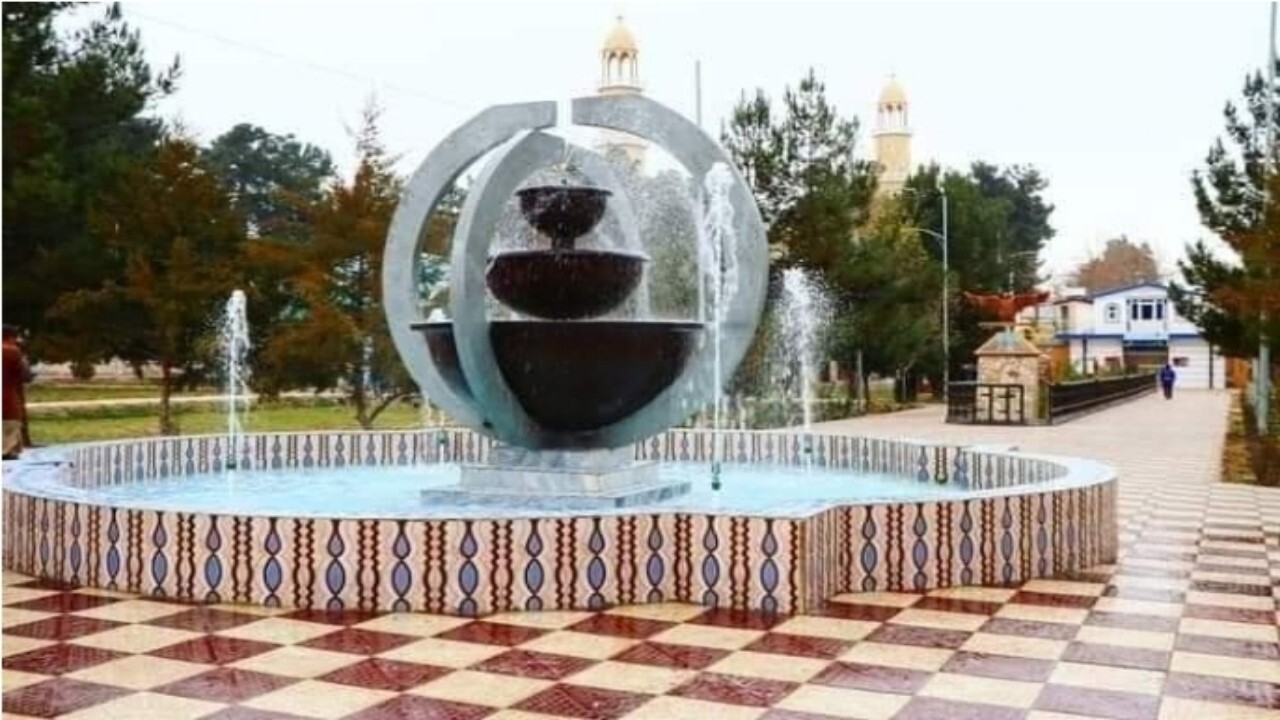دروازه چمن مرکزی شهر ایبک مسدود شد