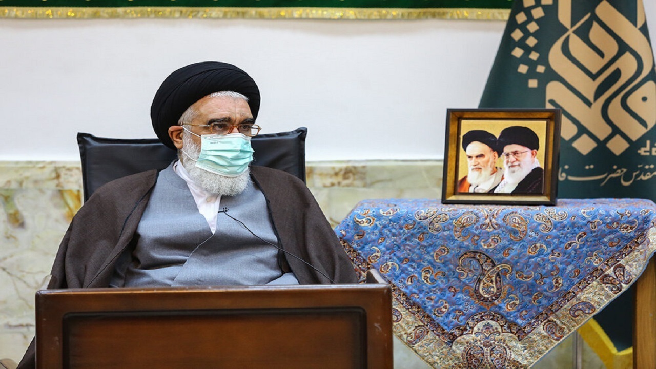 امکانات خاص برای زائران غیرایرانی در حرم حضرت معصومه (س) فراهم می‌شود