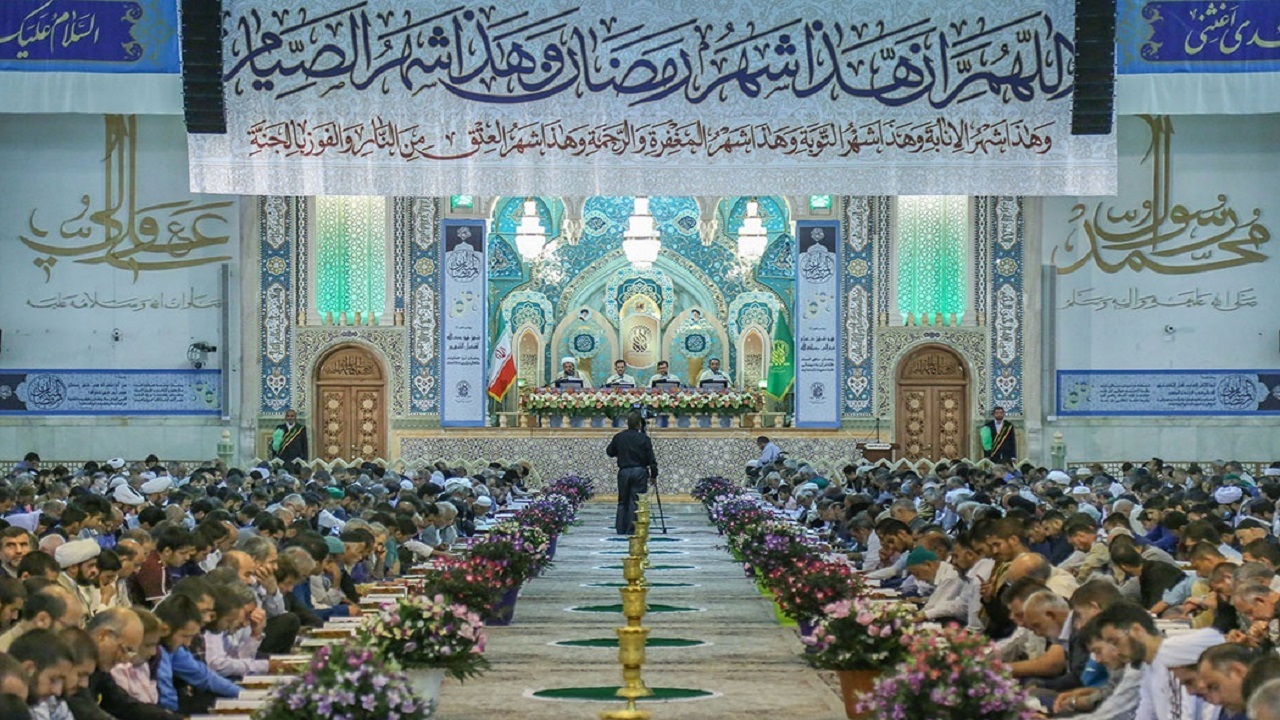 حرم مطهر کریمه اهل بیت، میزبان مراسم ترتیل خوانی