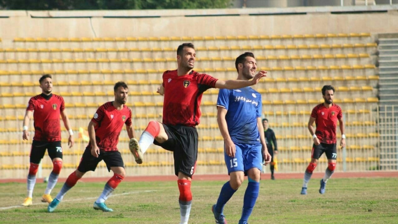 رایکا به استقلال رسید