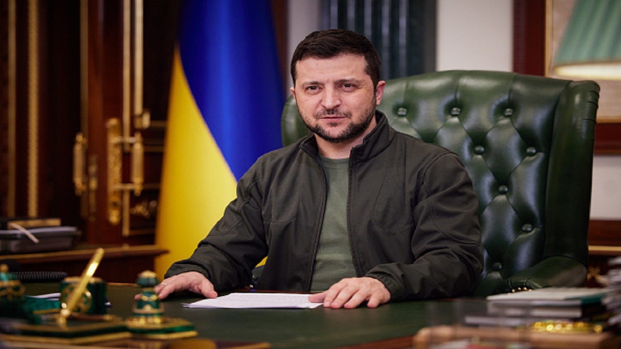 زلنسکی: هرگز سرزمین خود را تسلیم نخواهیم کرد