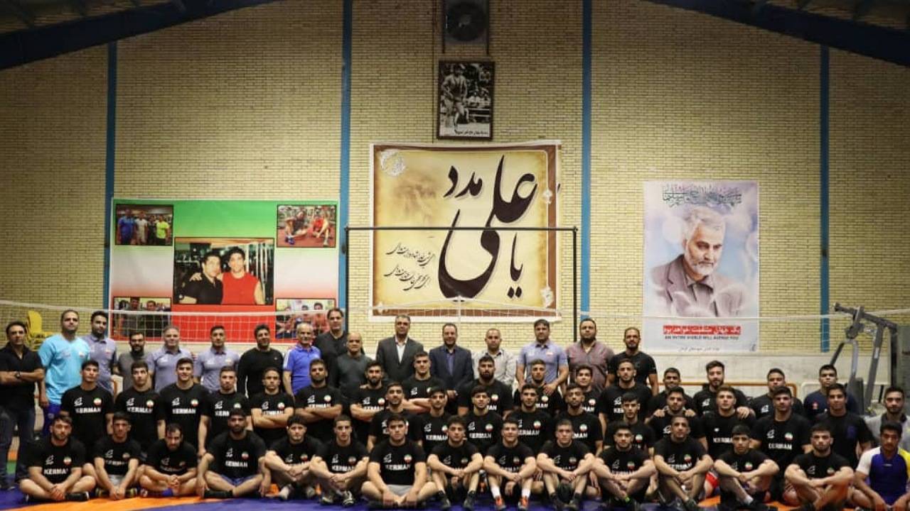 اردوی تیم ملی کشتی آزاد جوانان کشور در کرمان