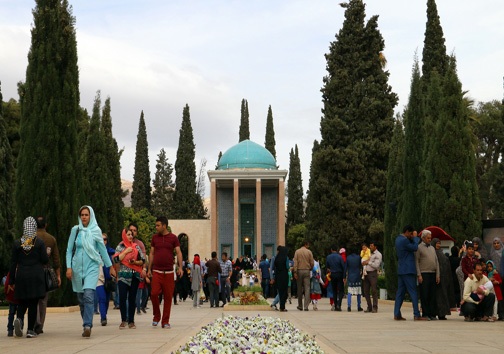 روزه ای که بازتابی در اجتماع نداشته باشد چیزی کم دارد
