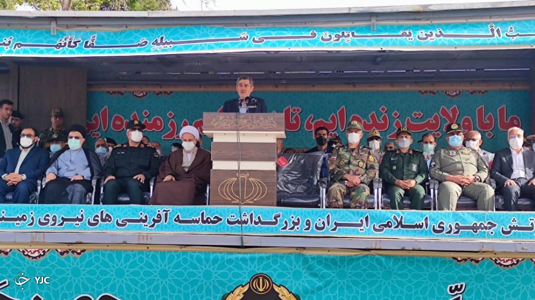ارتش جمهوری اسلامی ایران جانانه در مقابل ضد انقلاب ایستاد