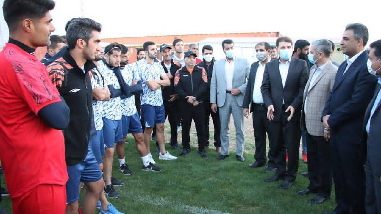 آخرین تمرین مسی‌ها قبل از اعزام به تهران