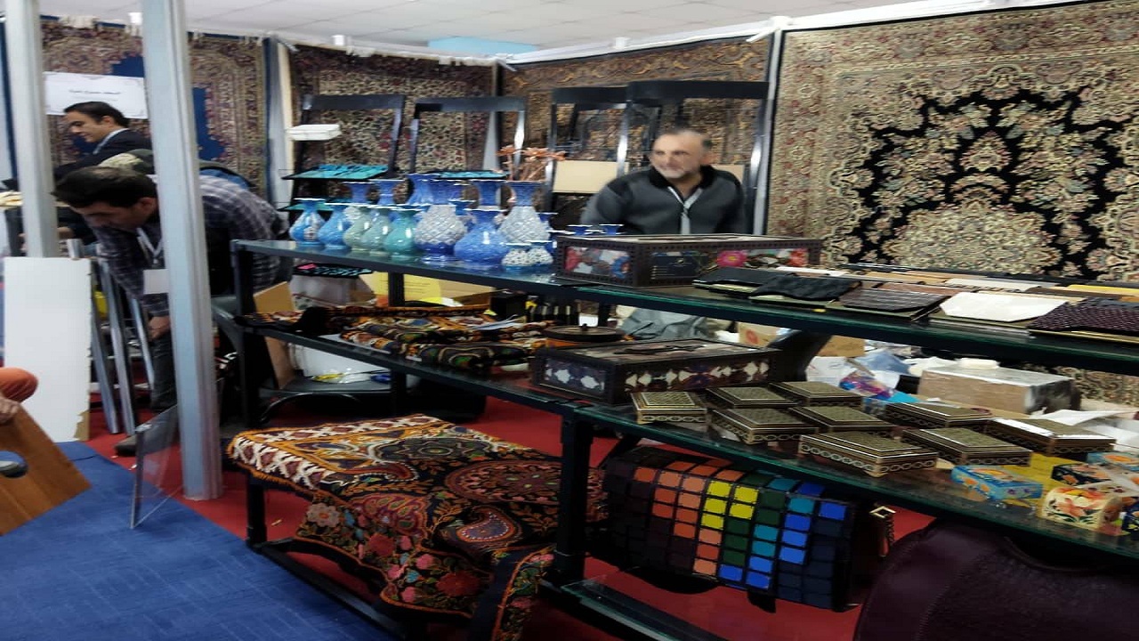 نمایشگاه صنایع دستی زرند در کشور‌های حوزه‌ی خلیج فارس
