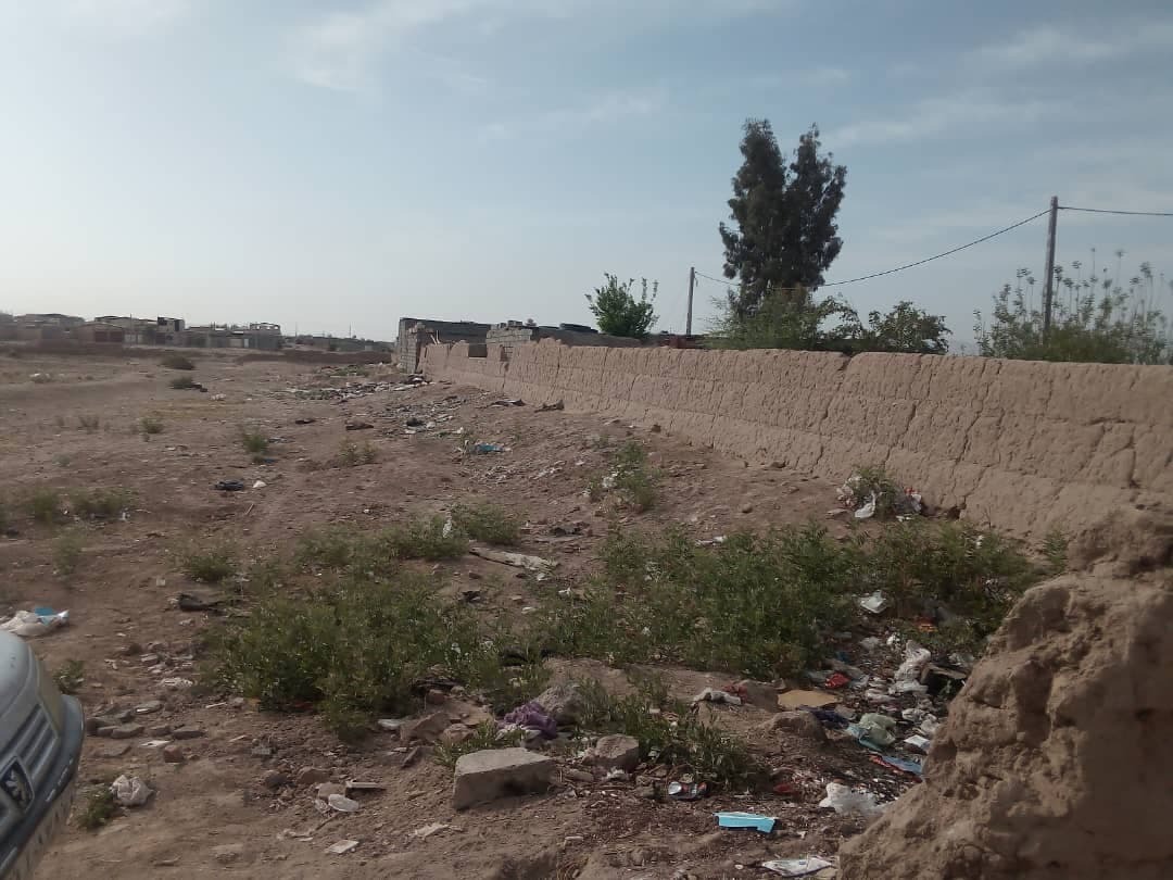 از