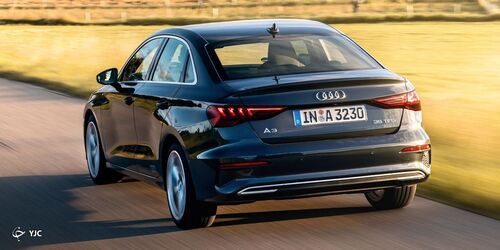 آئودی 2022 A3 در مقابل مرسدس بنز  A-Class + فیلم
