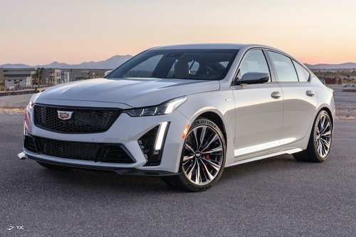 مقایسه کادیلاک 2022 CT5 با جنسیس G70 + فیلم