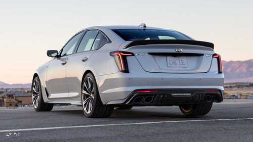 مقایسه کادیلاک 2022 CT5 با جنسیس G70 + فیلم