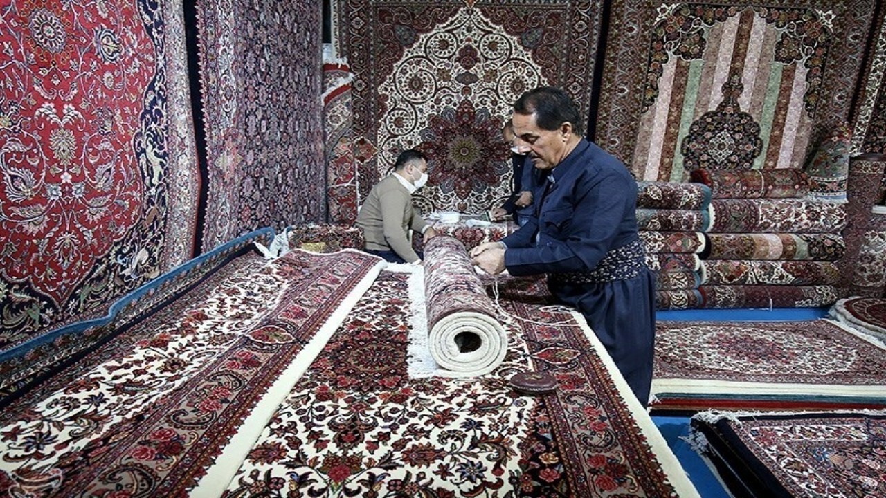 صادرات تنها راه رونق فرش دستباف است