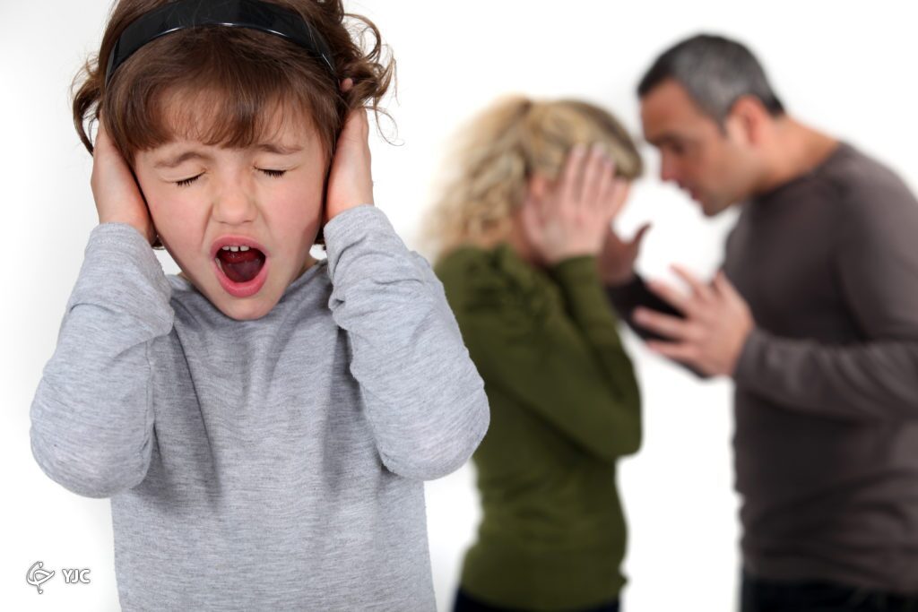 دعوا کردن والدین