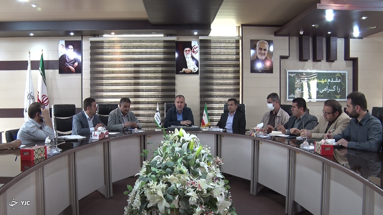 منافع مردم خط قرمز اعضای شورا و شهرداری است