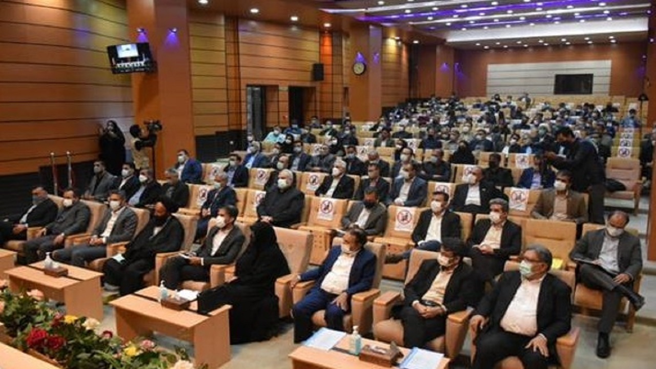 هم افزایی بخش خصوصی و دولتی راه گشای مشکلات اقتصادی
