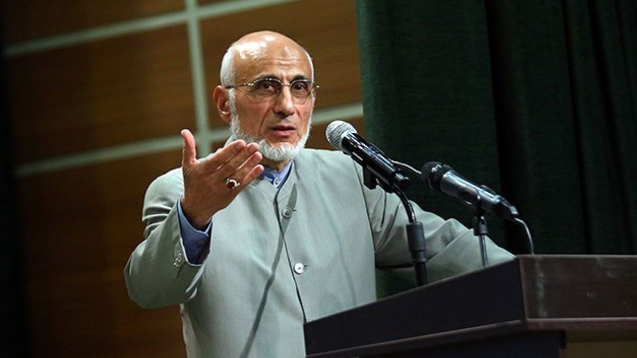 نوروز ۱۸////اسدی///////////انحصاری در خودروسازی نداریم/ واردات خودرو در مجمع تشخیص هم رأی موافق نمی&zwnj;آورد