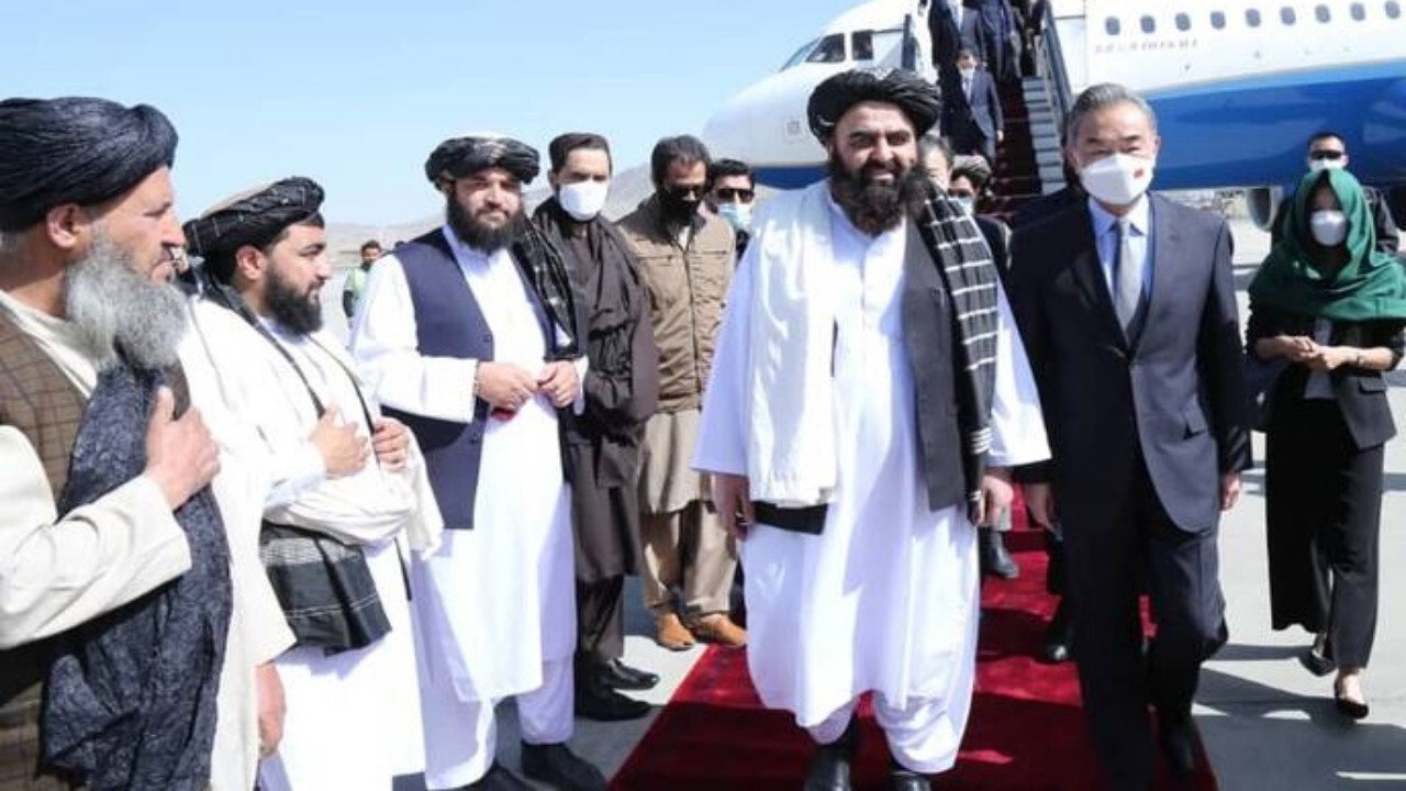 وزیر امور خارجه چین وارد کابل شد