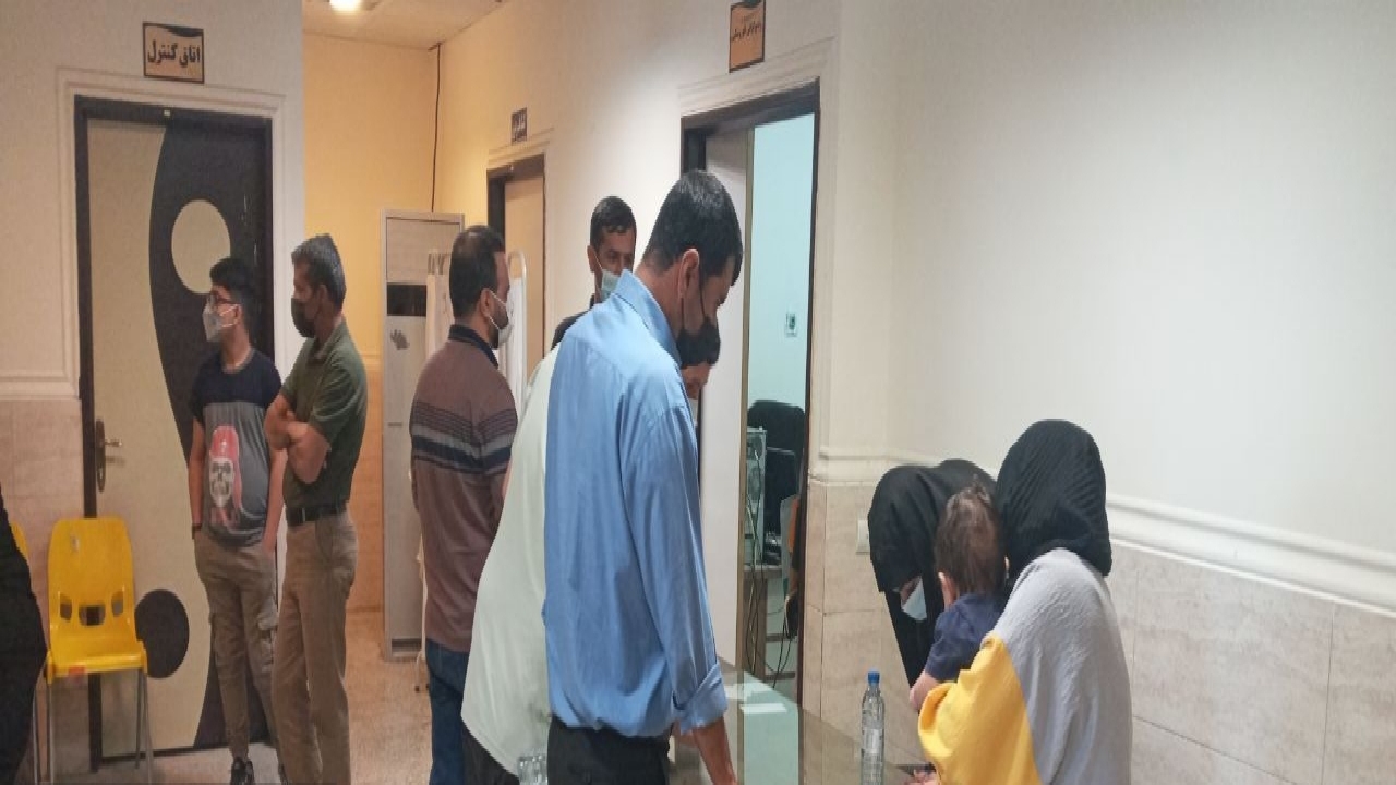 ارائه خدمات به شهروندان گچساران و باشت توسط تیم پزشکی جهادی