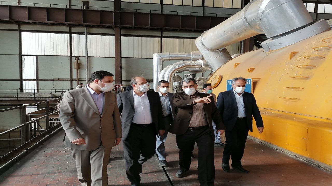 آمادگی داریم مشکلات صنعت آب و برق کرمانشاه را حل کنیم