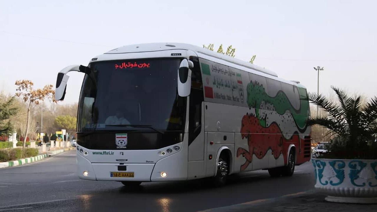 کاروان تیم ملی فوتبال وارد مشهد شد