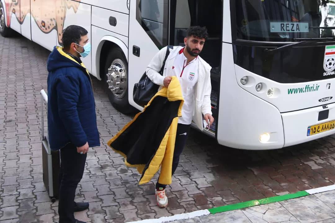 تیم ملی فوتبال لحظاتی پیش وارد مشهد شد+ عکس