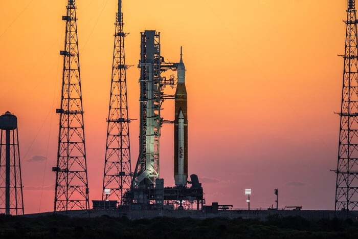 فضاپیمای SLS  