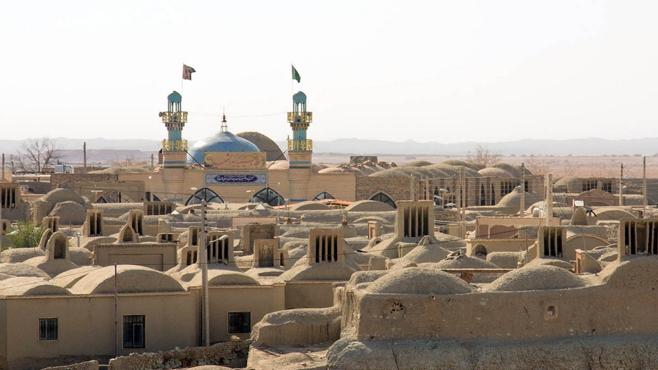 خور، نگینی در کویر